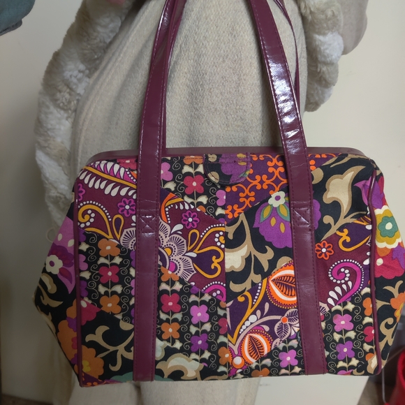 Vera Bradley Wine Hard Frame Suzani Patchwork Pattern Retired Shoulder Bag - Picture 1 of 12
